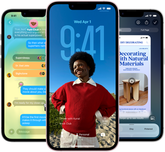 Τρεις συσκευές iPhone 17e, δείχνουν το app Μηνύματα με τη σχεδίαση Liquid Glass, δυναμική οθόνη κλειδώματος και την οπτική νοημοσύνη να χρησιμοποιούνται